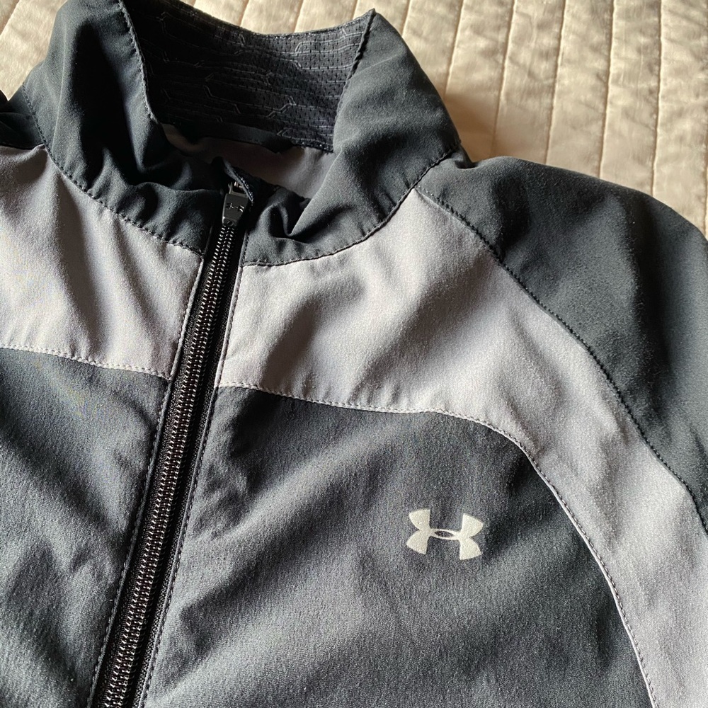 Under Armour Full Zip Wind Jacket - image 5